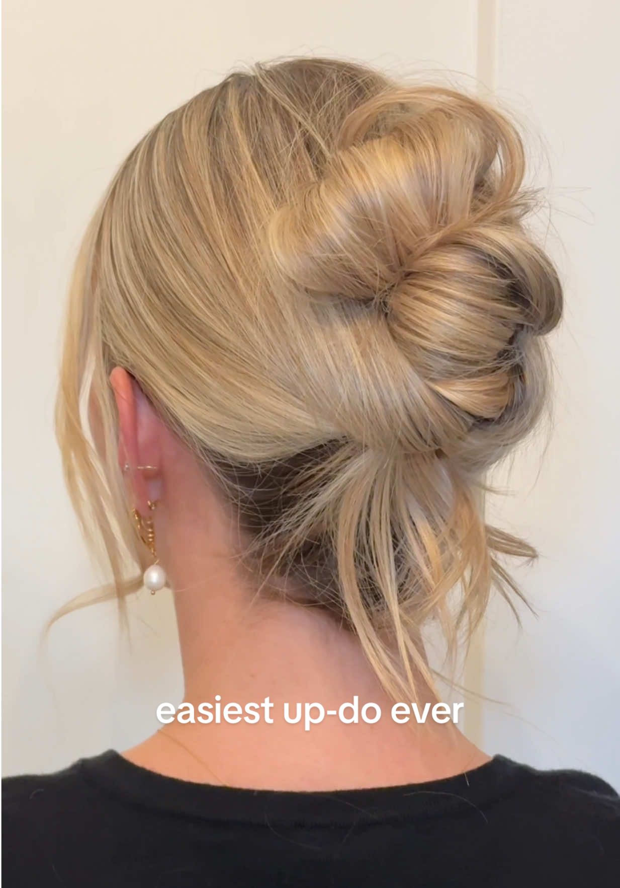 #TRESPartner my go-to wedding guest up-do in just a few easy steps with the help of the new @TRESemmé A-List Collection #hair #hairtok #hairstyle #updo #weddinghair #easyhairstyle 