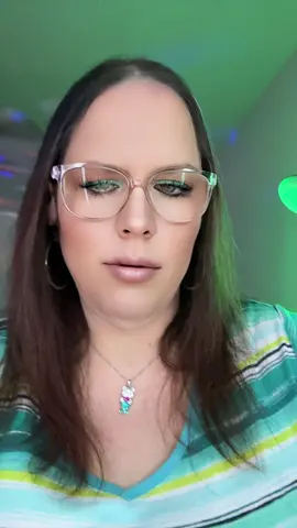 #mamamels #sundayfunday #🐻carebears🐻 #lovesupportfamily💛💚 #magic🐺wolves #wearegodsquadwarrriors 