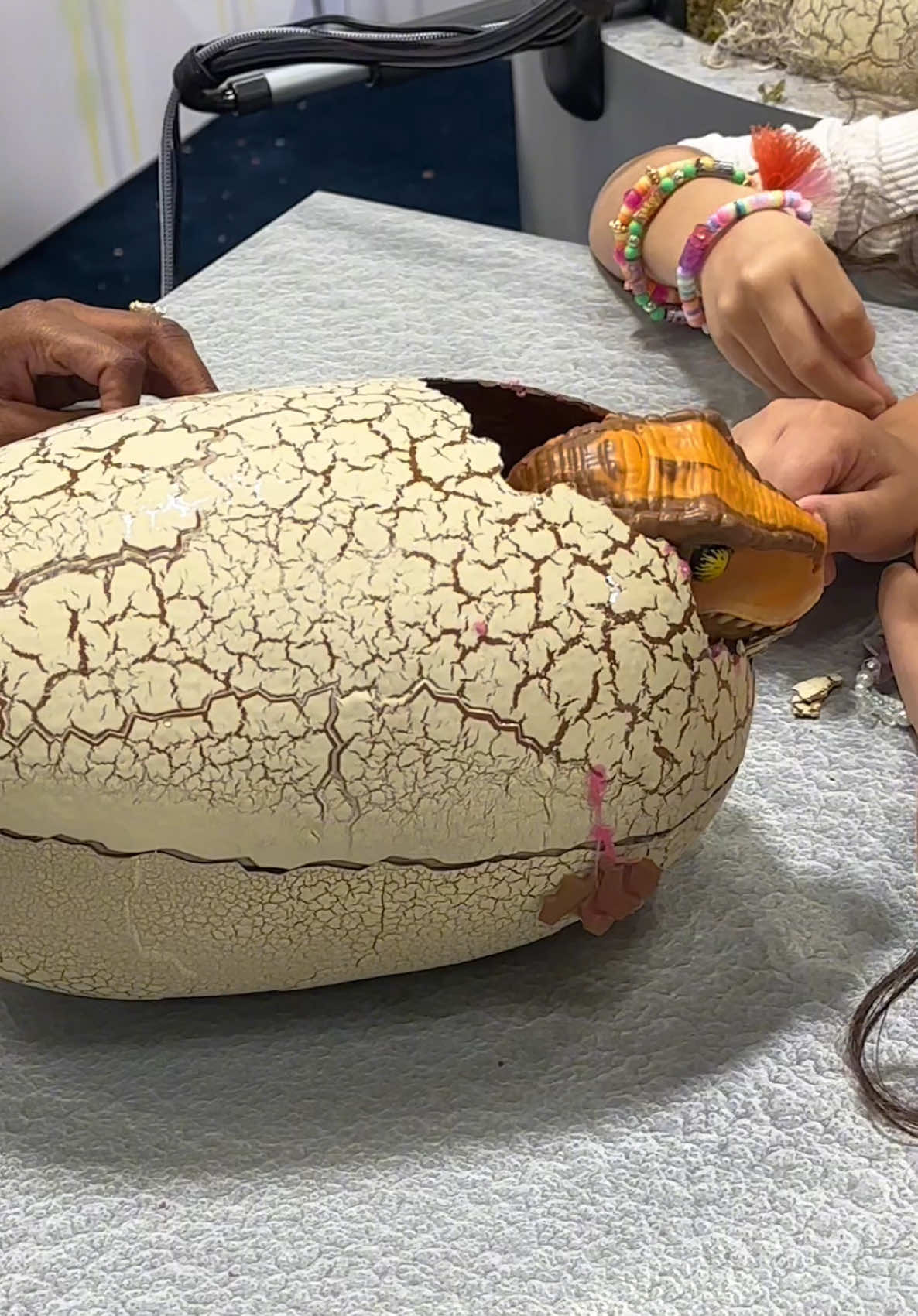 Primal Hatch 🦖 #dino #spinmaster #toyfairnewyork