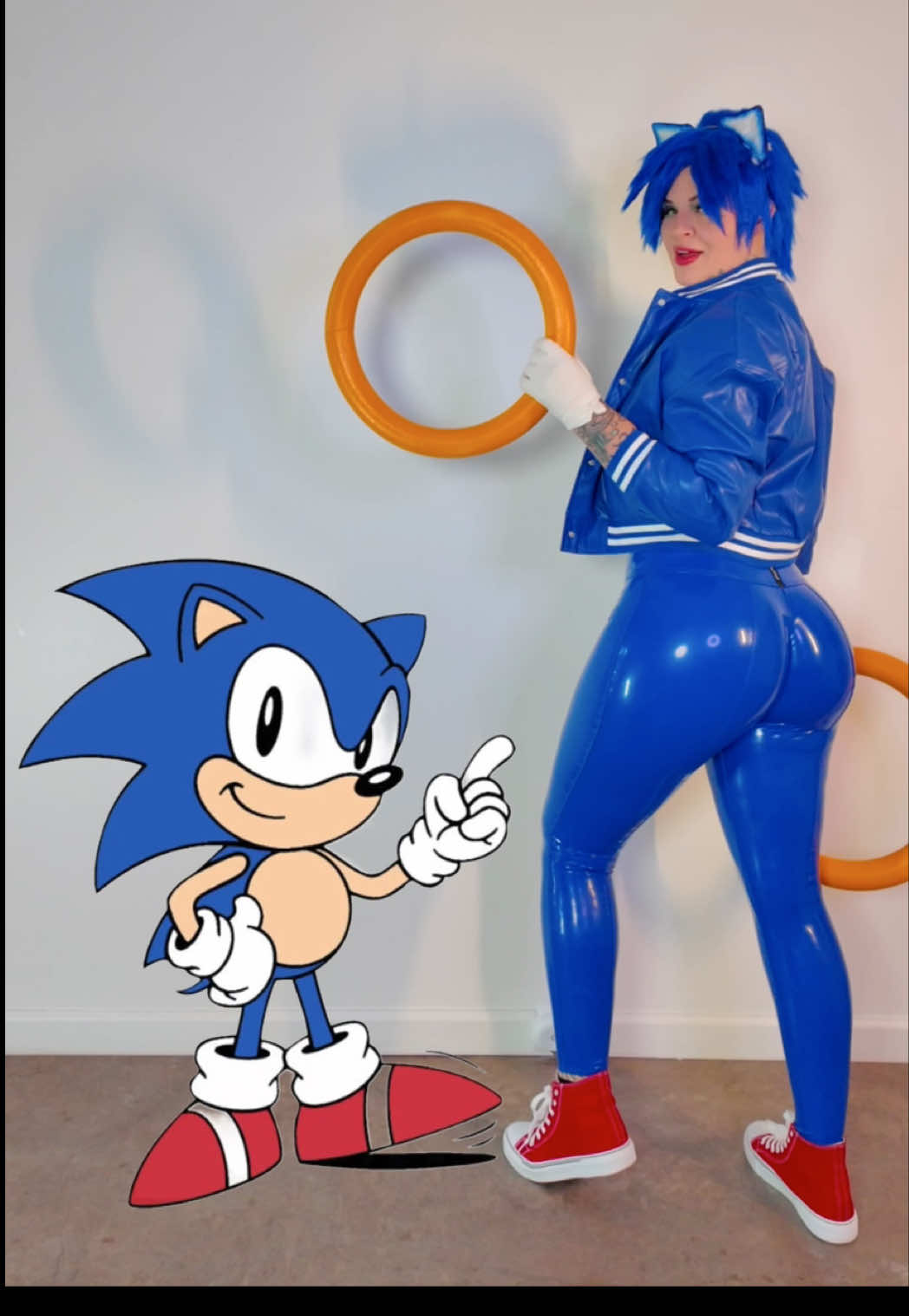 Sonic 💙 Thought my wig was gonna be a LOT longer LOL… I’ll have to re-do this but I still had fun doing it!  #sonic #sonicthehedgehog #soniccosplay 