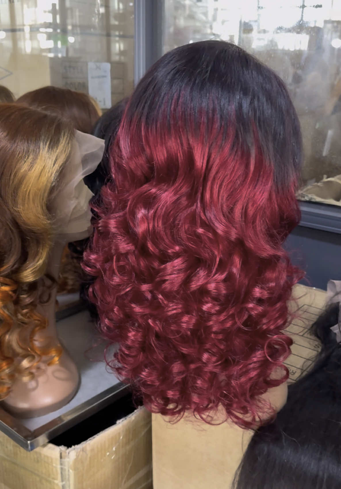 Follow me get our new product 🫶🏽💕#wigfactory #pizazzhair #wholesalewigseller #wiginstall #prebleachedknots #factorywigs #influencers #fyp #wiginfluencer #wig #hdlace 