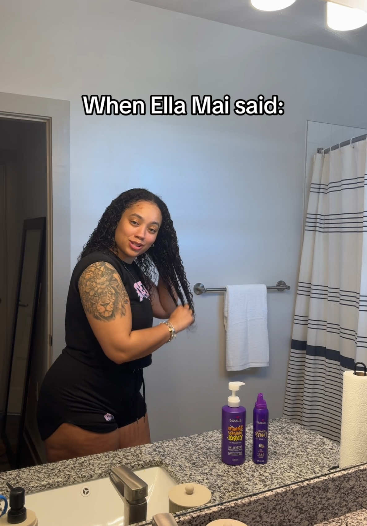 Cause who is still running this EP by @ellamai 🤝🏽  And for those wondering what I put in my hair, Aussie & I go together real bad!! #aussiecurls #aussie #aussiehair #ellamai #randb #randbmusic #randbvibes #ellamai #music #newmusic #fyp 