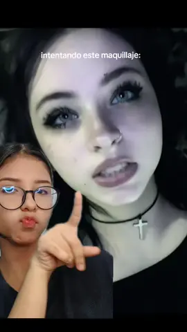 grunge makeup? no sé pero lindo y fácil!!! espero te guste ❣️ Espero te guste !!!💓 #parati #foryoupage #makeuptutorial #makeup #tutorialdemaquillaje #explore #foryou #paratii #grungegirl  #grungeaesthetic #grunge #makeupgrunge  #maquillaje #delineados #greenscreen #greenscreen 