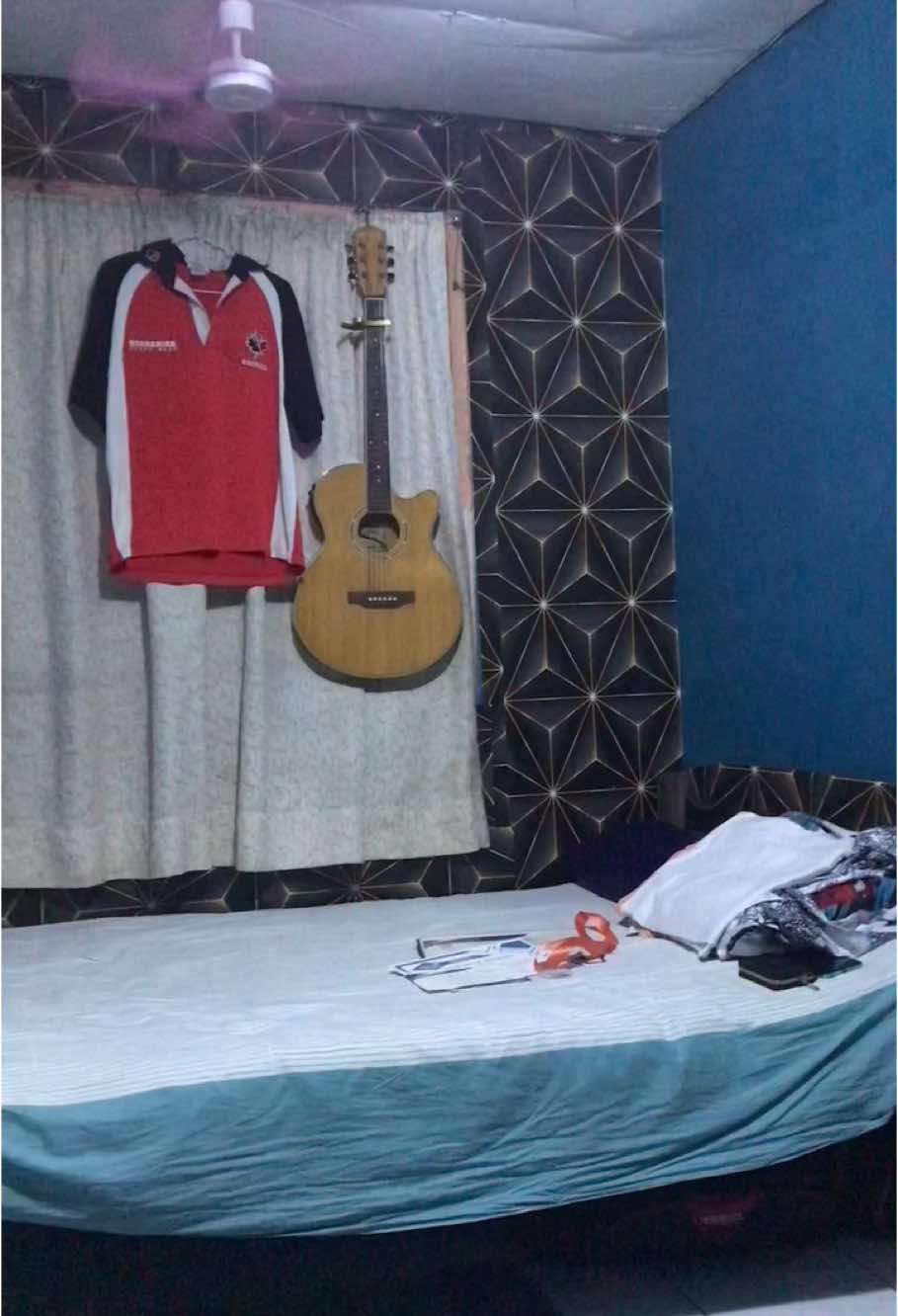 #geometricwallsticker #checkoutnow🛒🛒✅ #Social media manager for begginers