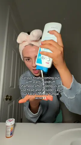 Cerave definitely knows😭 #fungalacne #headandshoulders #skincare 