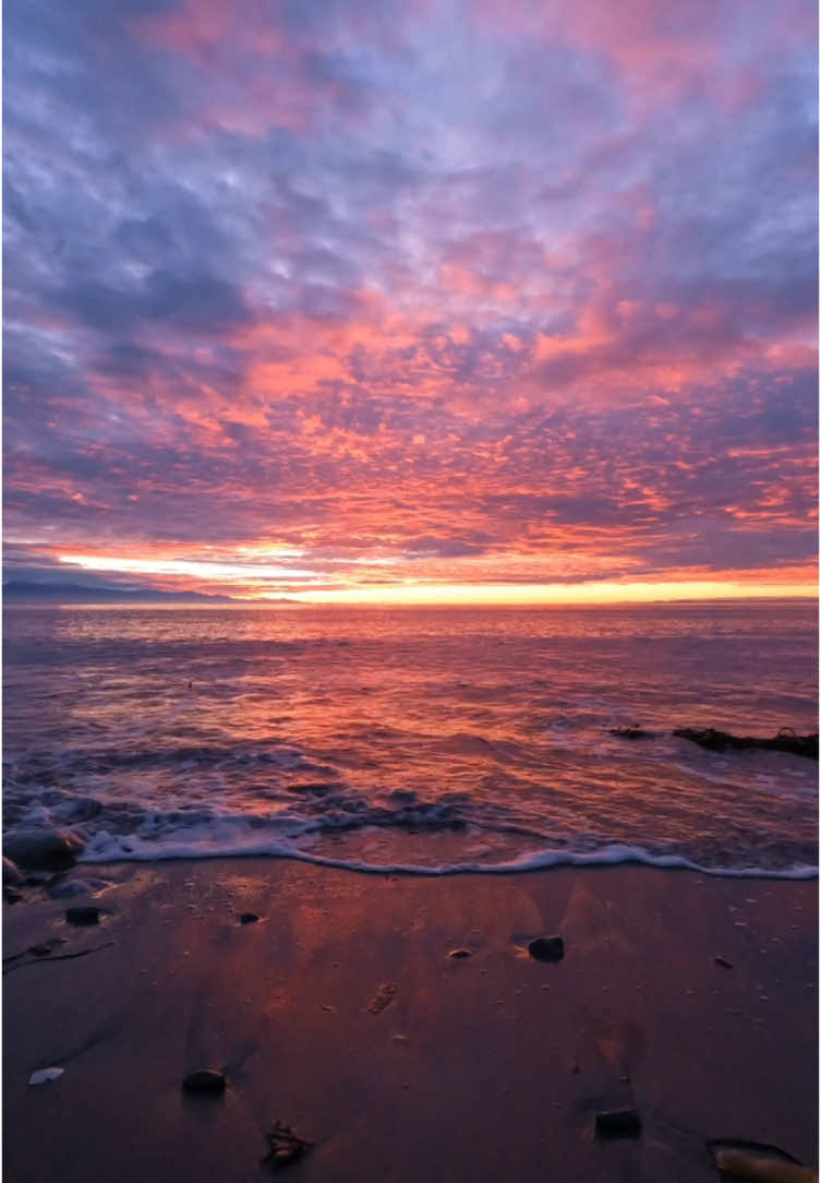 Sundays Sunset from Fort Ebey - Goodnight everyone #fyp #nomusicneeded #beachwalk #sunsets #sunsetvibes #sunsetlovers #whidbeyisland #3minutevideo #3mintiktok 