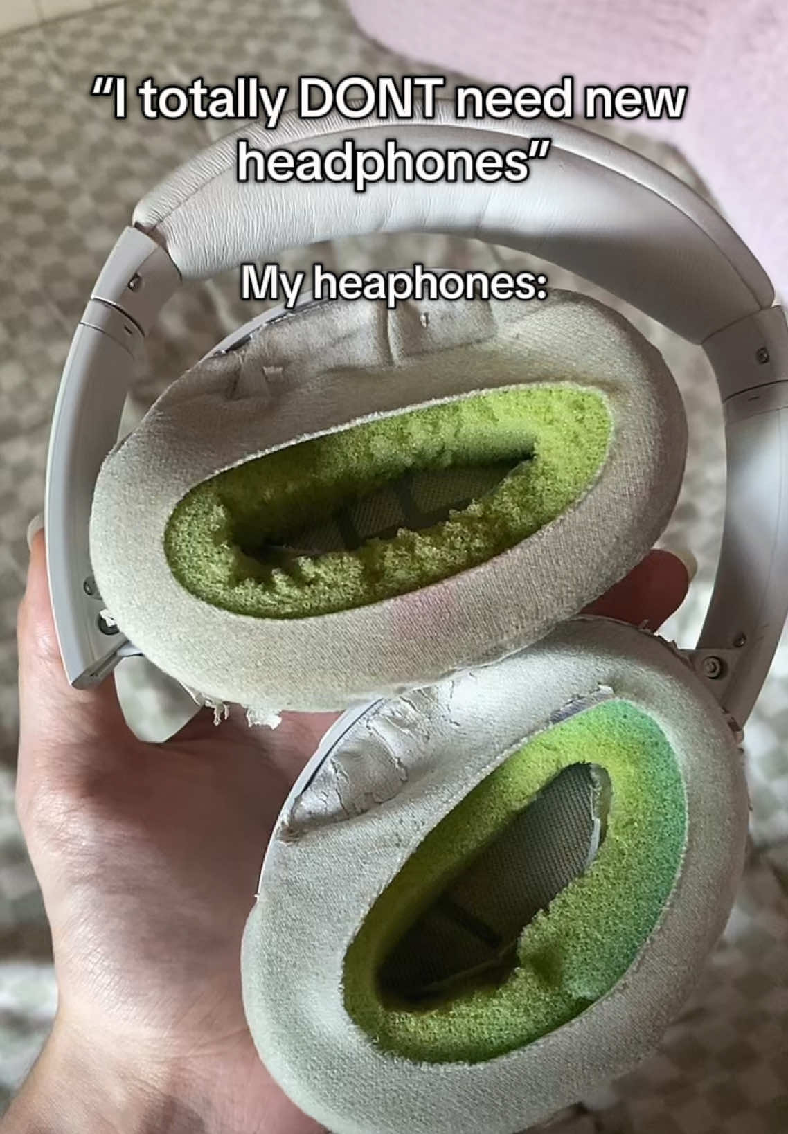 I put on my heaphones and realized the foam had finally fully fallen out 😭 #headphones #bose #boseheadphones #technology #whatthehell #headphone #fyp