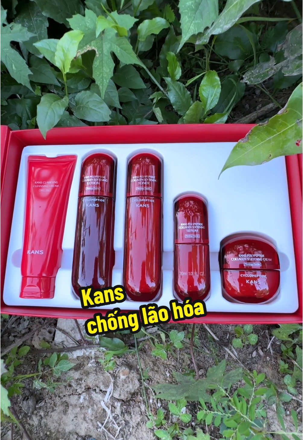Bộ mỹ phẩm chống lão hóa Kans đỏ. Cải thiện nếp nhăn, tăng gấp2 đàn hồi da. Hiệu qua sau 56 days sử dụng. #kans #chonglaohoa #laohoa #peptide #collagen #retinol #kansvn #kansvietnam #kanschinhhang @KANS.VN 