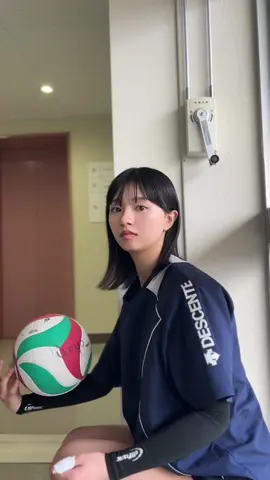 今日みたいな日は 鍋焼きうどんを食べたくなりませんか？🐣🏐🍲🥶 #バレー部あるある #バレーボール #バレー女子 #鍋焼きうどん