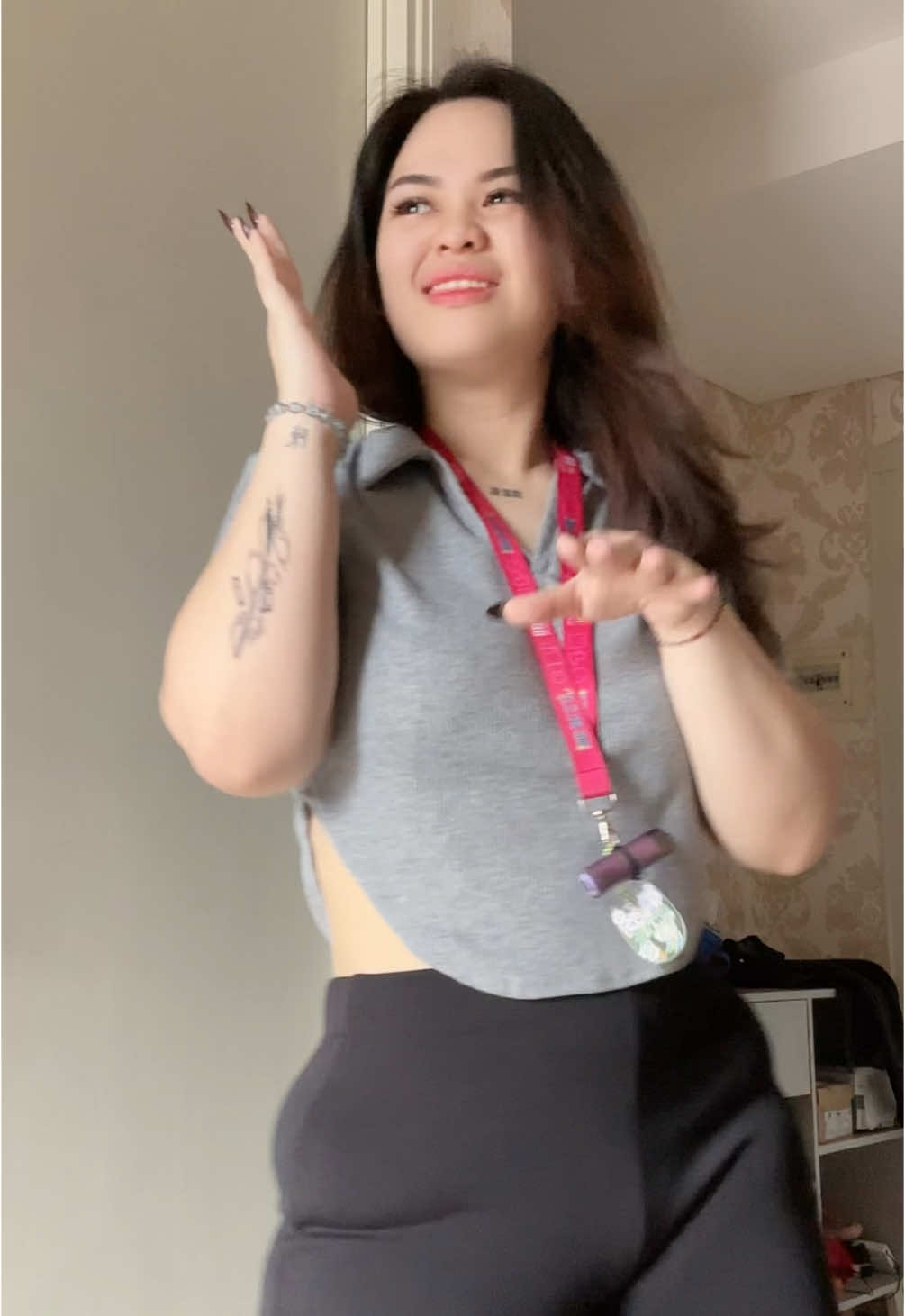 🤗