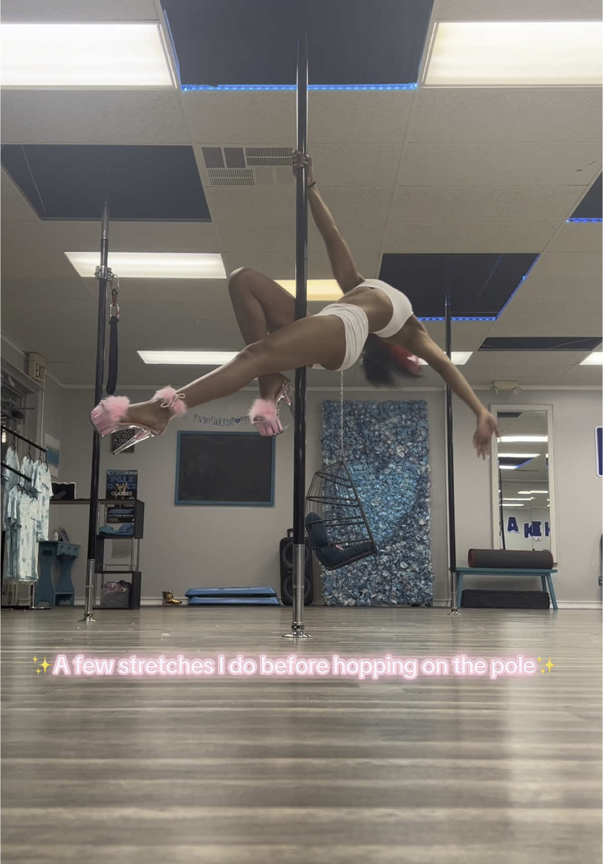 trying to level up my content can you tell? lol #poledancer #poledance #poletok #Fitness #polefitnes #workout #stretchesforflexibility #poleworkouts #fitnessjourney 