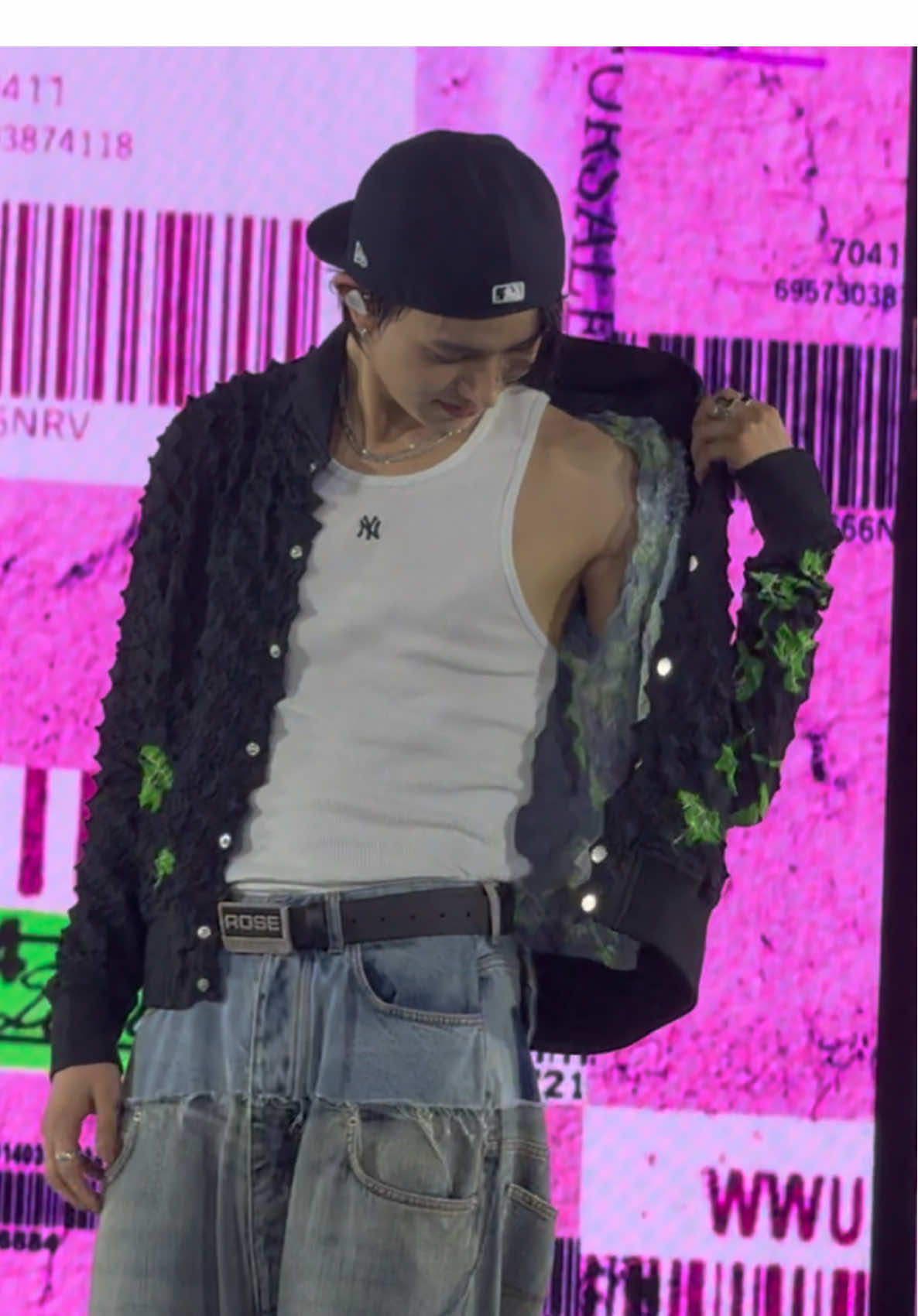 Lahat ba nabaliw na kay HISONG BATUMBAKAL??? Ughhh! Very gangster ang atakeeee! ✨🤘💪🤤  #WALKTHELINE_IN_BULACAN #EN_WORLDTOUR_WALKTHELINE #EN_WALKTHELINE #enhypenedit #fyp #heeseung #enhypen_heeseung @enhypen 