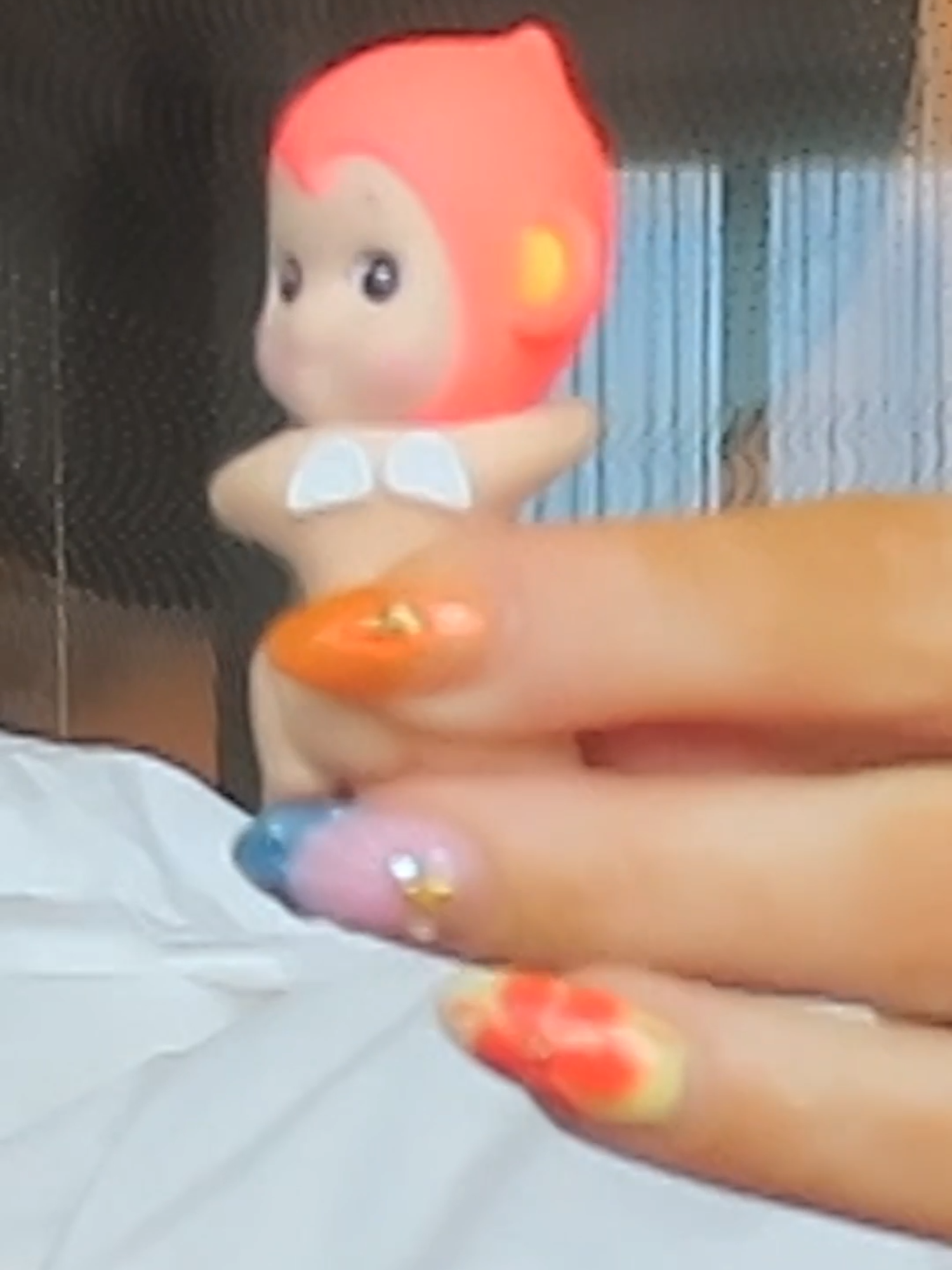 very girls bathroom coded behaviour happening in the group chat 👼👼👼