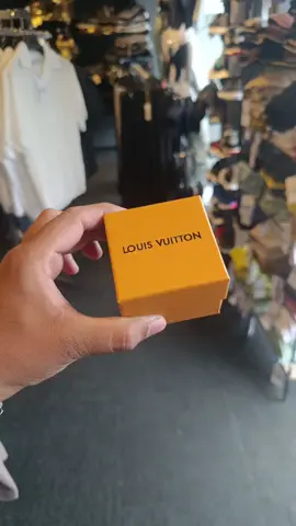 Luxury  colombofashion #clothing #srilanka🇱🇰 #foryou #clothingsrilanka #srilankan_tik_tok🇱🇰  #colombo #fashion #fyp #mensfashion #barracksclothing 