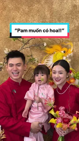 Thấy mẹ @Salim có hoa tay đẹp, @Pamela Hải Đường 🌺 nhất định phải lấy 1 bông 😆 #salim #pamyeuoi #hatnhaifamily #wedding #family #cute #baby #fyp #trending 