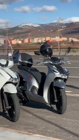 Sh350❤️‍🔥 #sh350i #shhonda #shsmart300i #sh300 #tmax530 #sh125 #r1yamaha #bikelife #fpp #suzuki #tmax530iron #mt09 #mt07 #tmax #honda #350 #الشعب_الصيني_ماله_حل😂😂 #tmax560 