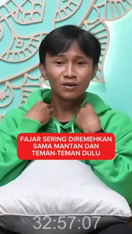 Fajar sering diremehkan teman-teman bahkan mantan juga |sc: Yt Deddy Corbuzier| #fajar #fajarsadboy #diremehkan #temanteman #mantan 