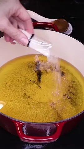 El Polvo Mágico Que Solidifica el Aceite en Japón! 😲 #fyp #parati #viral_video #curiosidades #conocimiento #aprendeentitktok 