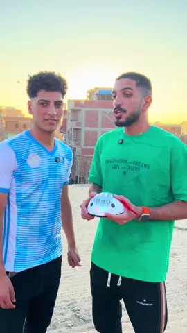 حلاقه غريبه 😂😂