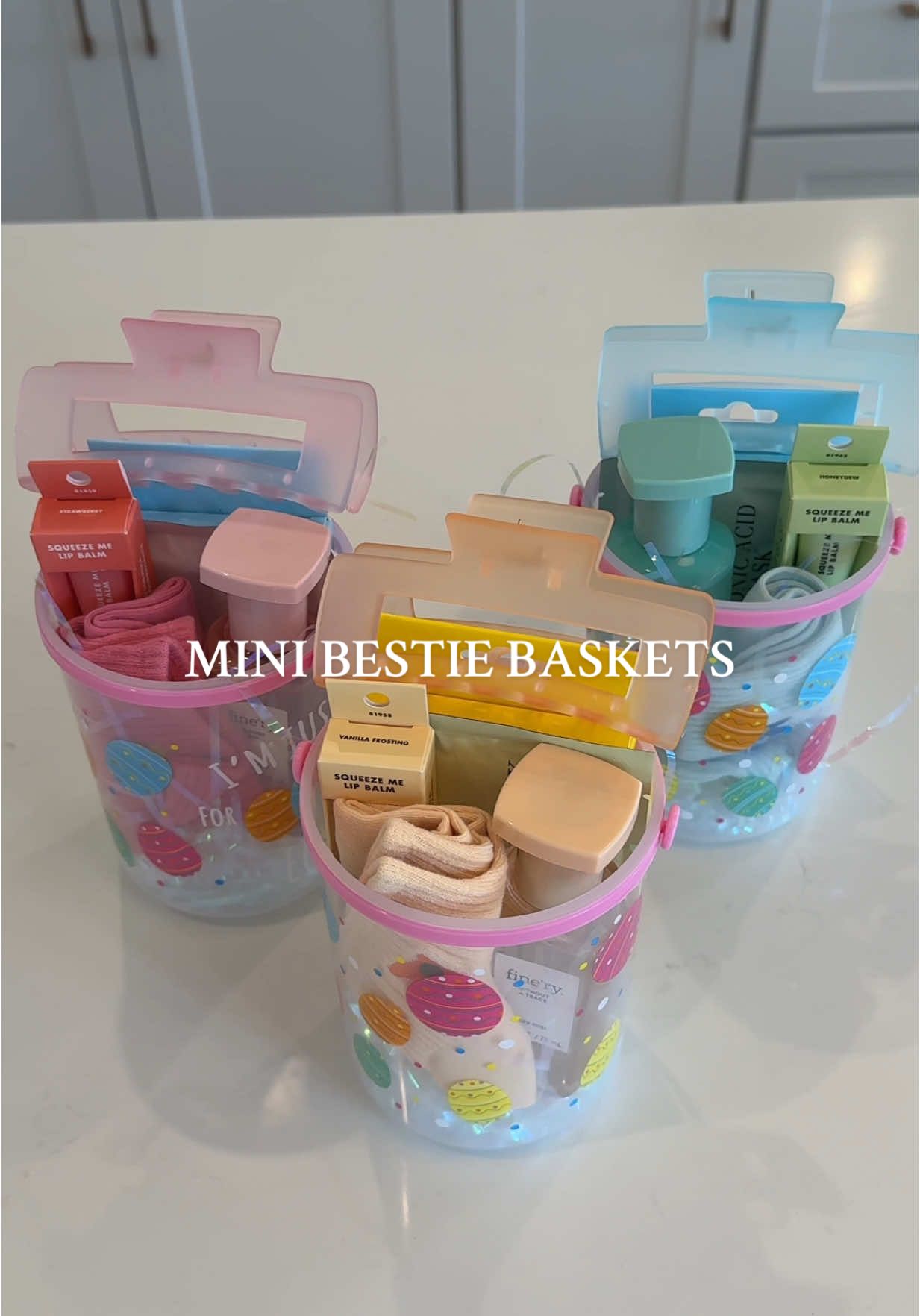 mini spring baskets for my besties! 💗🌸🐣 #spring #easter #giftbasket #asmr #asmrsounds #aesthetic #easterbasket #pink #pinkaesthetic 