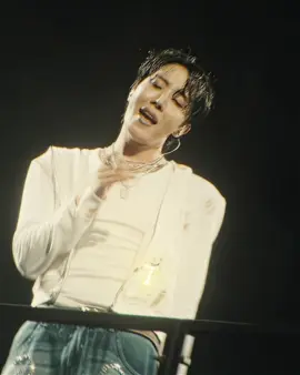 JHOPE IN SEOUL #hopeonthestage #jhope #jhope_bts #jhopeedit #junghoseok #hoseok #hoseokedit #hoseokbts #bts #btsedit #btsarmy #army #kpop #fyp #fy #foryou #viral #aftereffects #edit 