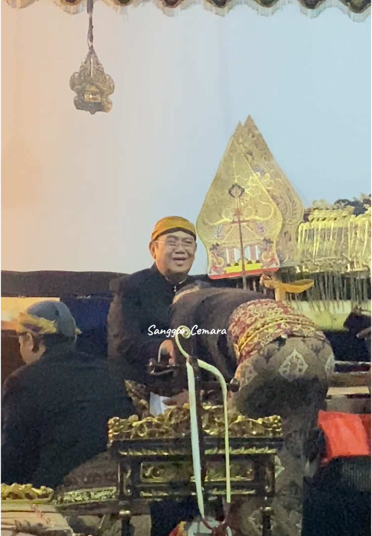 Semoga sehat selalu Sang Maestro🤲✨ #sanggarcemara #budaya #seni #budayaindonesia #wayang #wayangkulit #dalang #sinden #kianomsuroto #klatenbersinar #dalang 