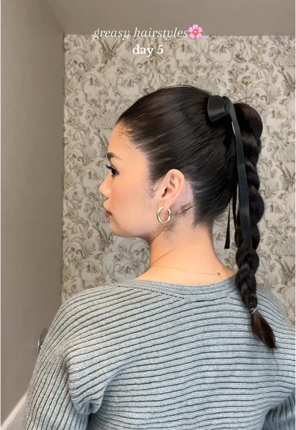 day 5- can never go wrong with a ponytail braid with a bow🎀 #hairstyle #hairinspo #greasyhair #easyhairstyles #hairtutorial 
