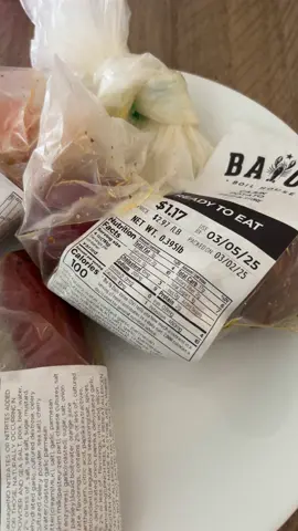 It comes cooked and seasoned! Can’t beat that 😋 @H-E-B  #crawfish#shrimp#seafood#seafoodboil#heb 