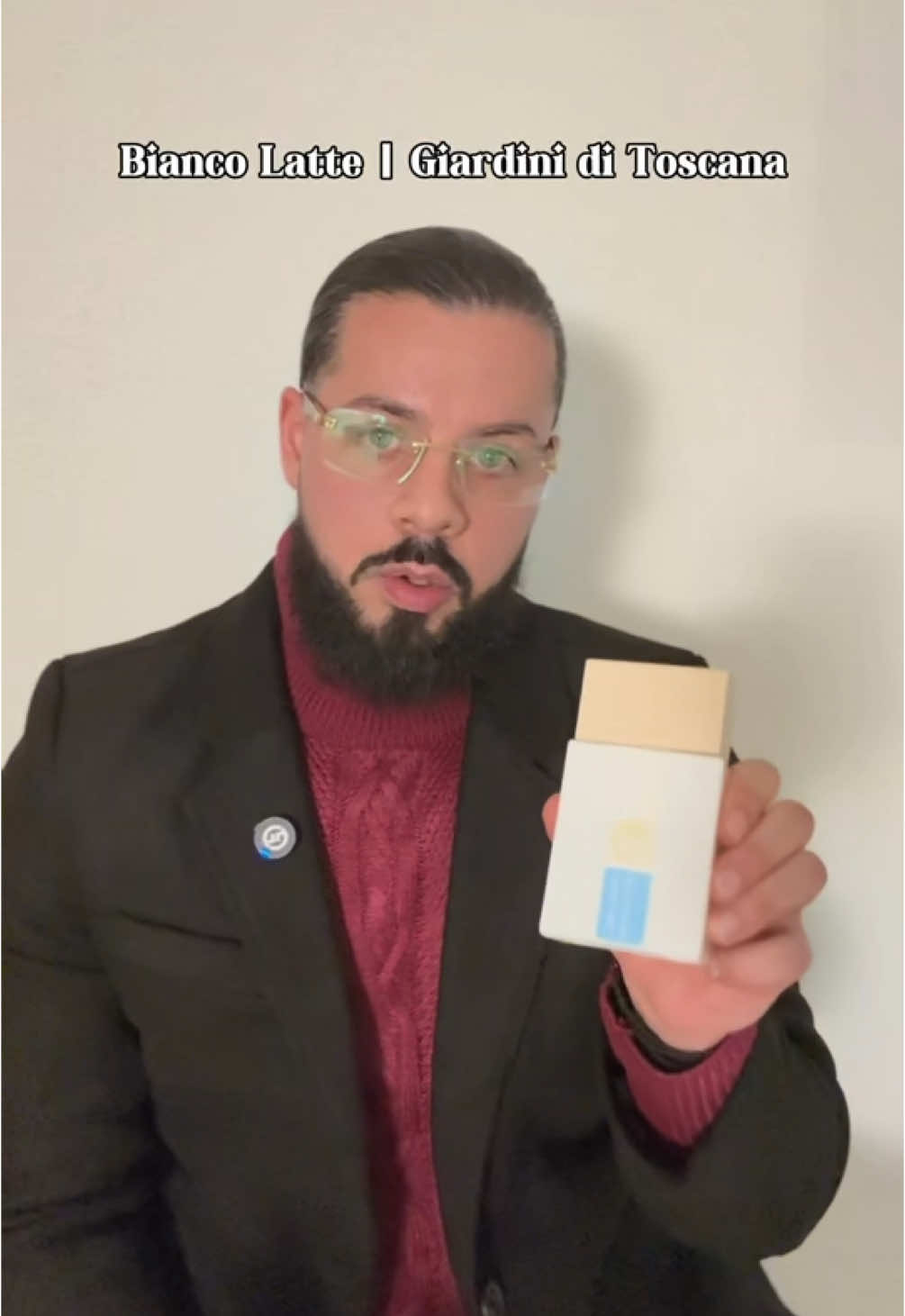 #nichefragrance #nichefragrancecollector #fragrancereviews #perfumeforwomen #perfumereviews #fragrancerecommendations #perfumerecommendations @perfumesiren 