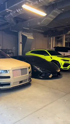 LaMelo’s garage🤤🤤