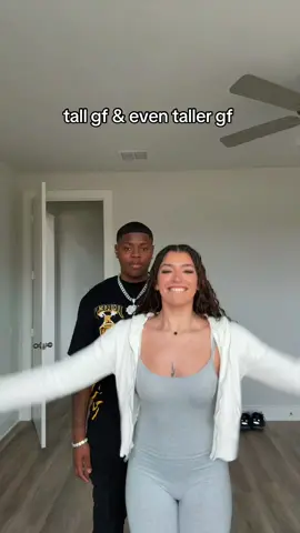 she’s a whole 5 inches taller than me 🤭 #fyp #wlw #viralvideo #kekeandshy @keke.magic 
