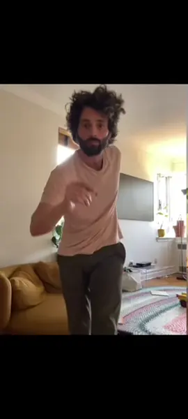 @Penn Badgley #joegoldberg #pennbadgley #dance #funny #fyp #foryoupage #fyppppppppppppppppppppppppppppppppppp 
