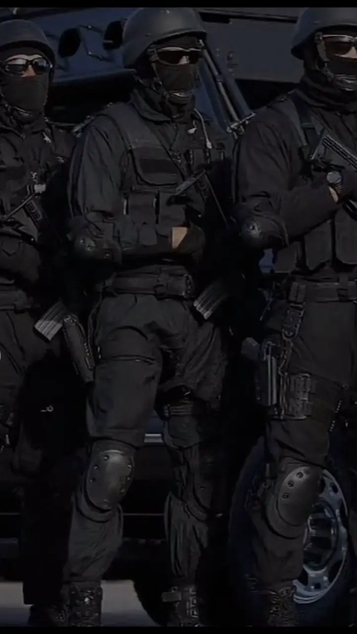 الله حي رجال ابو حسين حنا رجال ابو حسين ما ينخاف علينا ربي يحفظ البلد ملكا شعبا جيشا حنا معك يا سيدنا يا تاج راس ❤️❤️❤️🇯🇴🇯🇴🇯🇴