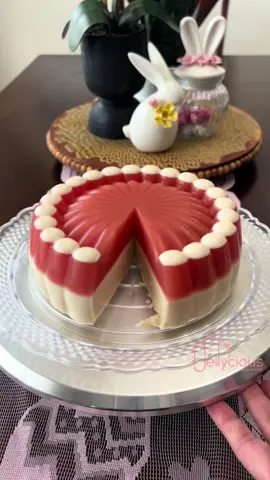 Gelatina de Guayaba y Queso Crema 😮‍💨 #jellycious #jellycious_tx #jello #jellocake #gelatina #gelatinascreativas #gelatinasartisticas #katytx #postresfaciles #guayaba 