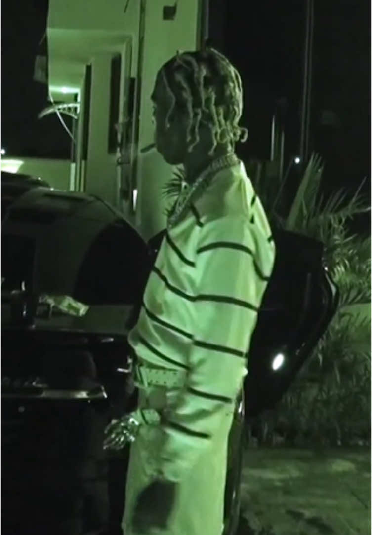 Mario Kart #seyivibez #afrobeats #fyp 