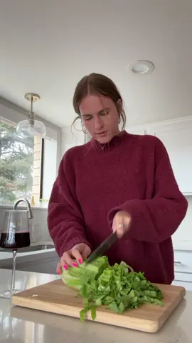 This actually just made my fixation even worse bc how am i supposed to spend the next six months NOT craving this 😭 and no meal (or night hehe) is complete without a bottle of @Stella Rosa 💝  Visit a participating store near you to enter or find the link in bio on Stella Rosa’s page #stellarosapartner #stellarosagiveaway #grocerymeal #ad #EasyRecipe 