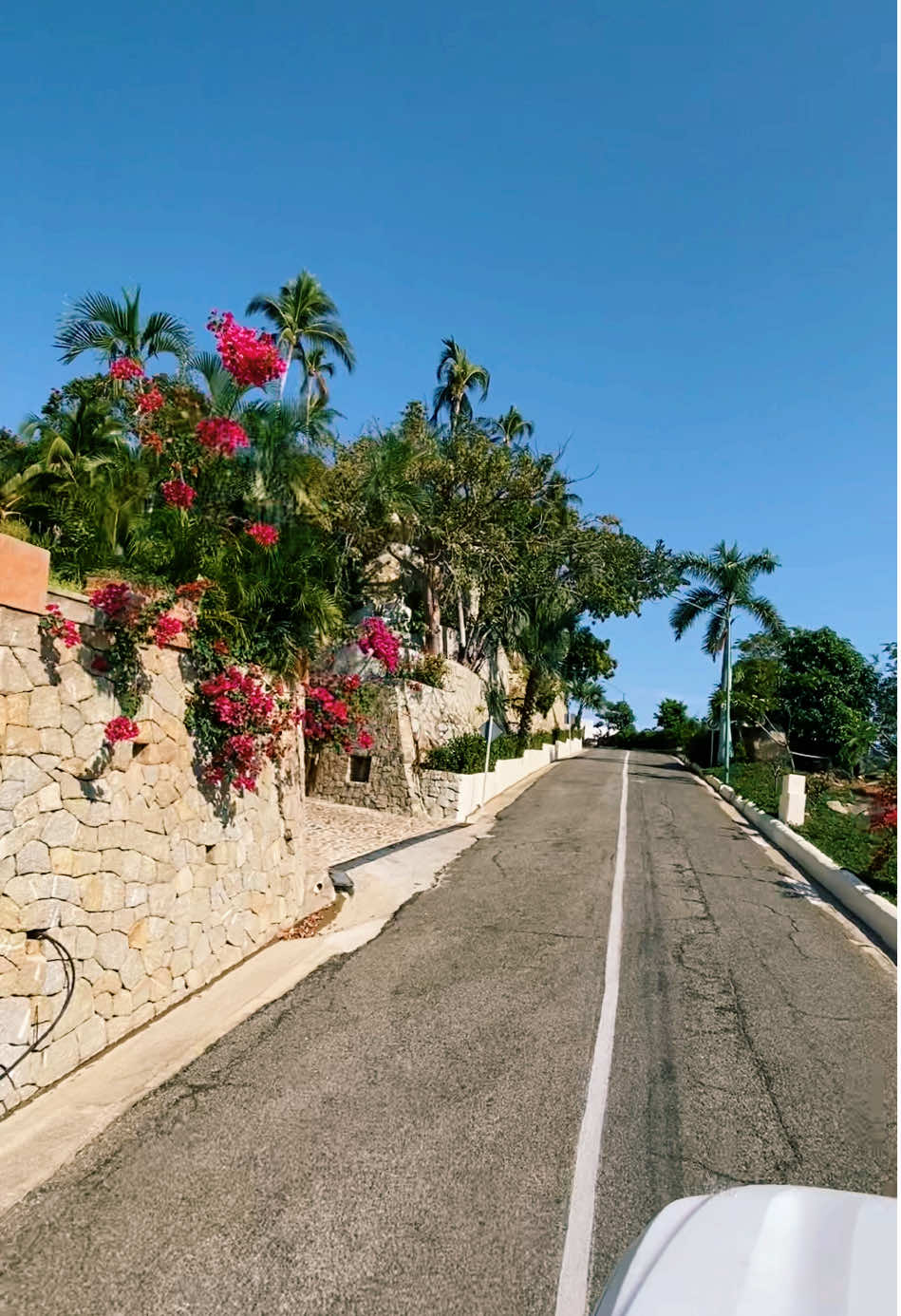 ¿Alguna vez has visto el fraccionamiento las brisas por@dentro? #Acapulco #ThisIsAcapulco 