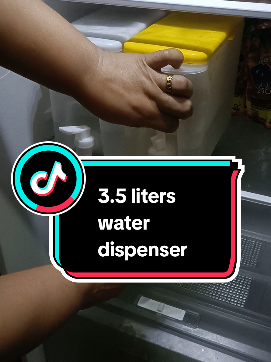 pwede sa ref mga mii kasi tama lang yong size nya kaya icheckout nyo na. #kettlewaterdispenser #waterdispenser #fyppp 