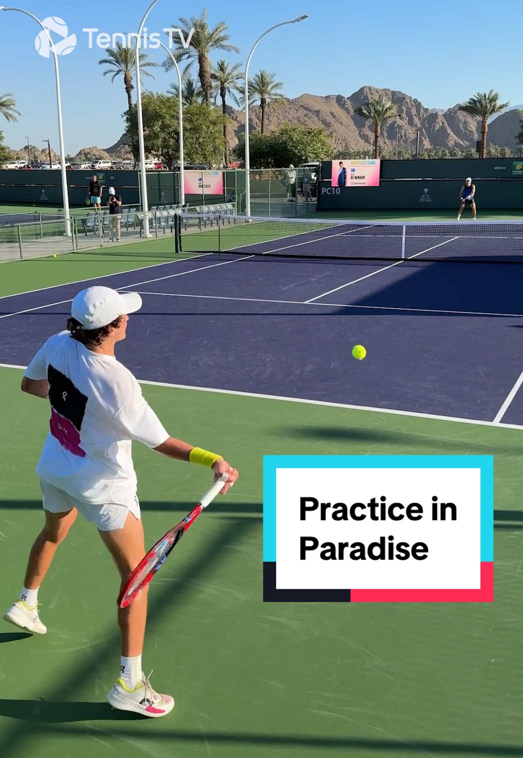 Best place on earth #tennis #tennistv #fonseca 