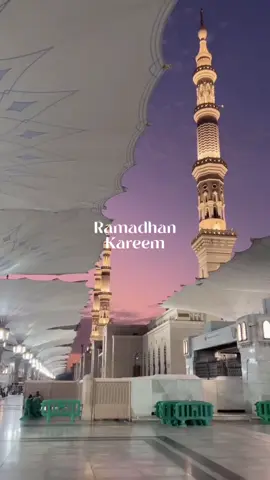 Ramadhan Kareem full version @templatelaina @Maher Zain @Harris J #qolbifimadina #maherzain #harrisj #CapCut #qalbifilmedina #ramadankareem #ramadan2025 