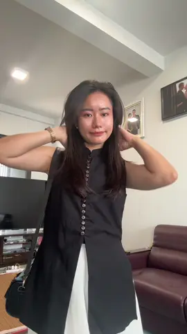 ချည်သားလေးတွေဘဲ နွေမှာသက်တောင့်သက်သာရှိတာ local brand လေးတွေအခုနောက်ပိုင်းအရမ်း design လေးတွေလှပီး ဝတ်ရတာအရမ်းအဆင်ပြေ#phawe #burmesegirl #localmademyanmar #nature #tikkokmyanmar #foryoupage 