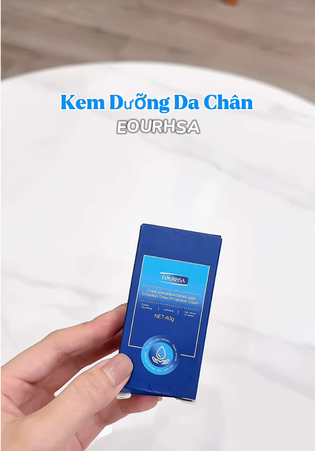 Kem dưỡng da chân, thiết kế thanh lăn dễ sử dụng, mấy bà tham khảo nha #xuhuong #review #kemduongdataychan #eourhsa #gotchan #viral #xh #xuhuongtiktok #trending 