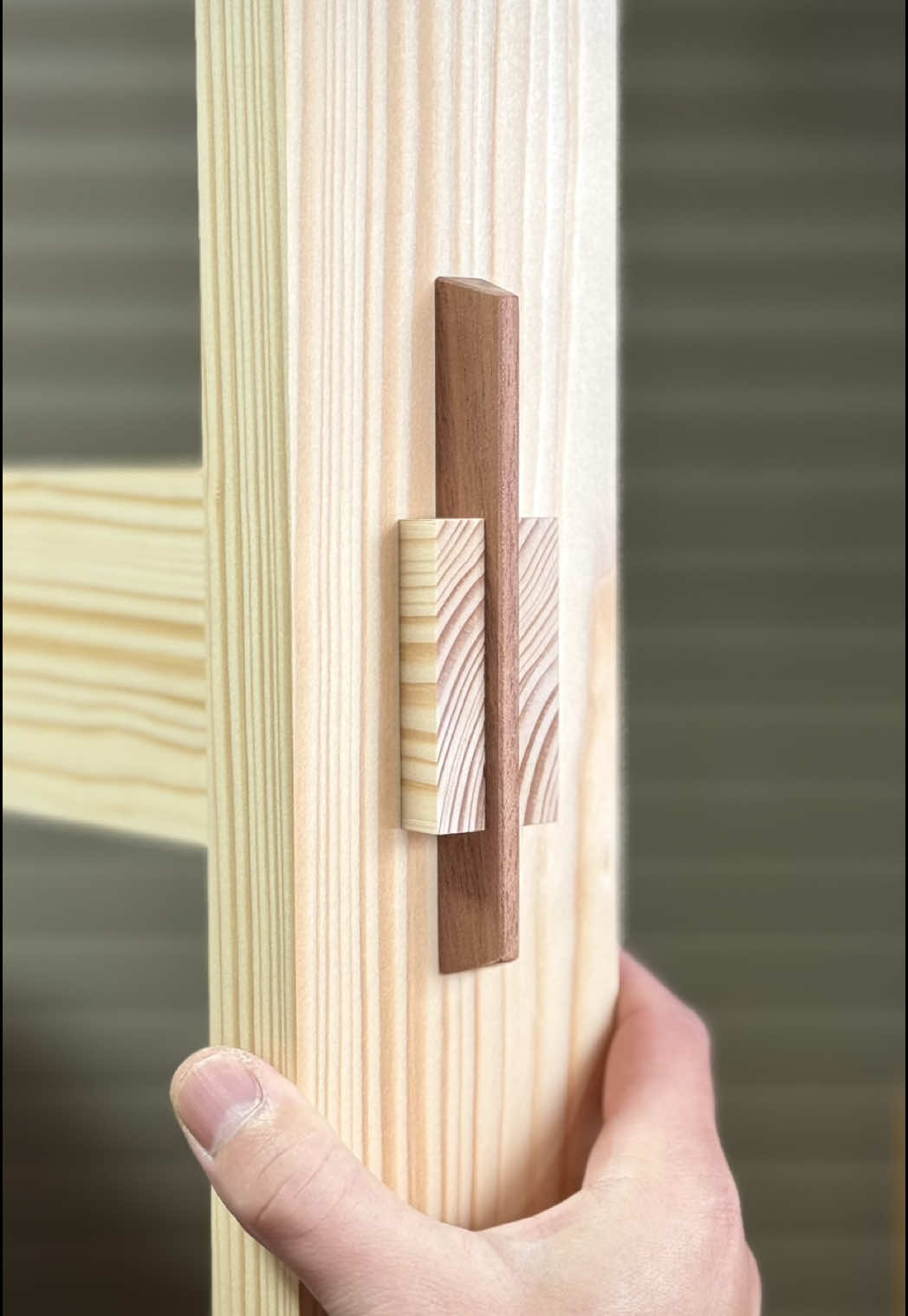 I made a removable joint with a dovetail key. #woodworking #asmr #DIY #joint #japanesejoinery #jig 