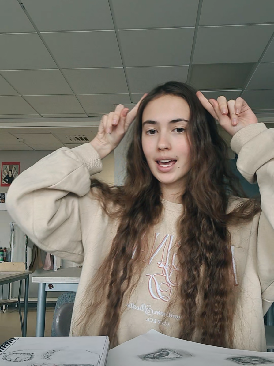 Ligger liksom flera månader efter alla andra också😍 #17 #skola #gymnasiet 