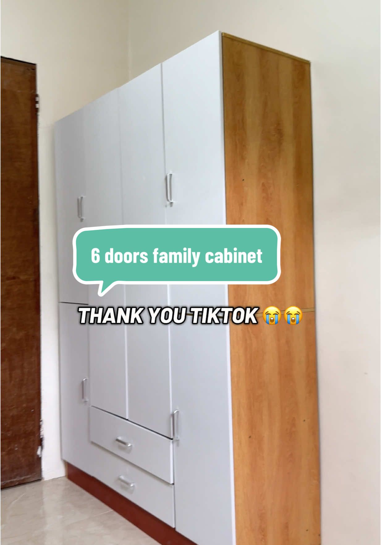 Pangarap kong aparador nabili na din namin grabe ang mura lang nya kesa mag hulugan pa na aabot sa 13k pesos 😭😭 #wardrobecabinet #familycabinet #6doorwardrobe #murangcabinet 