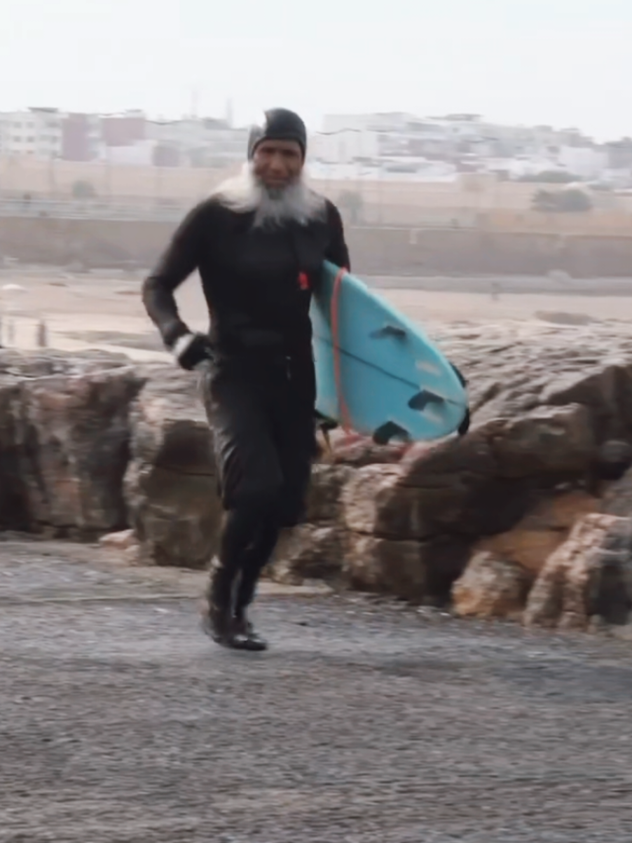#surf #oldschool 🌊💪😎🤙🌊 #surfboard #surfing #fyp #surfmetal #lambofgod 