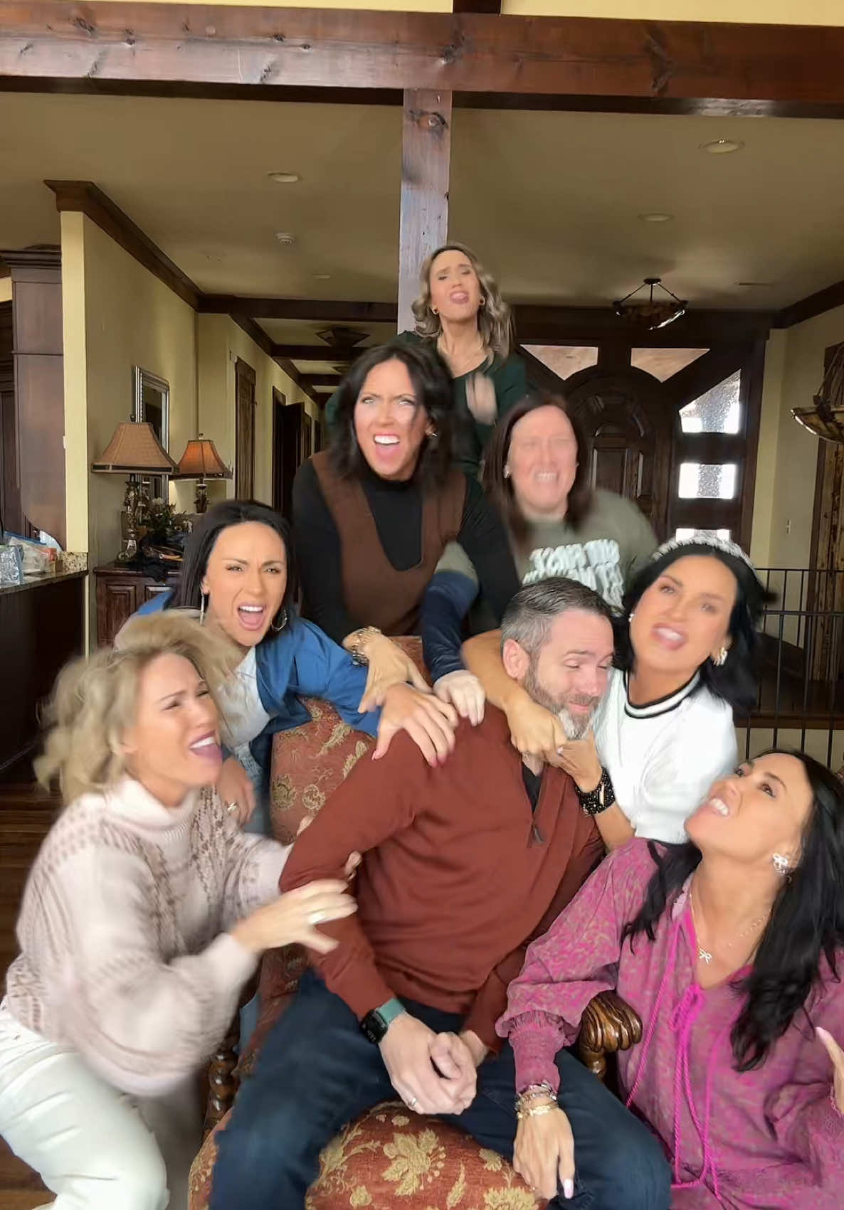 When the OG 8 get back together🤌🏽🤌🏽 #8kids #bigfamilylife #bigfamilycheck 