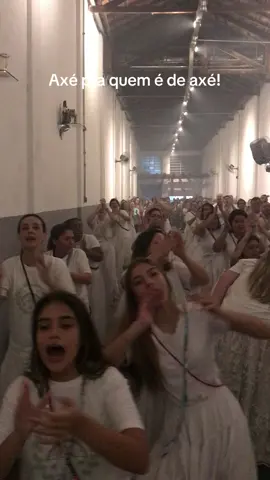 Axéeeeeee 💚  #umbanda #umbandista #axé #fé #saravá #orixá #umbandasaber #umbandaeucurto 