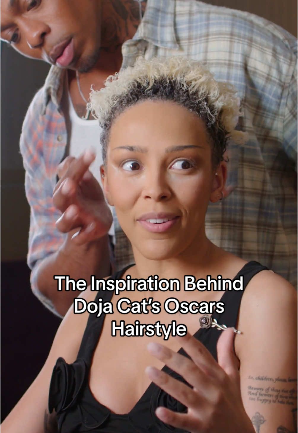 Replying to @Uchechi🇳🇬 For the 2025 #Oscars, #DojaCat was inspired by Grace Jones for styling her natural hair as seen in the latest installment of Vogue’s #LastLooks. 
