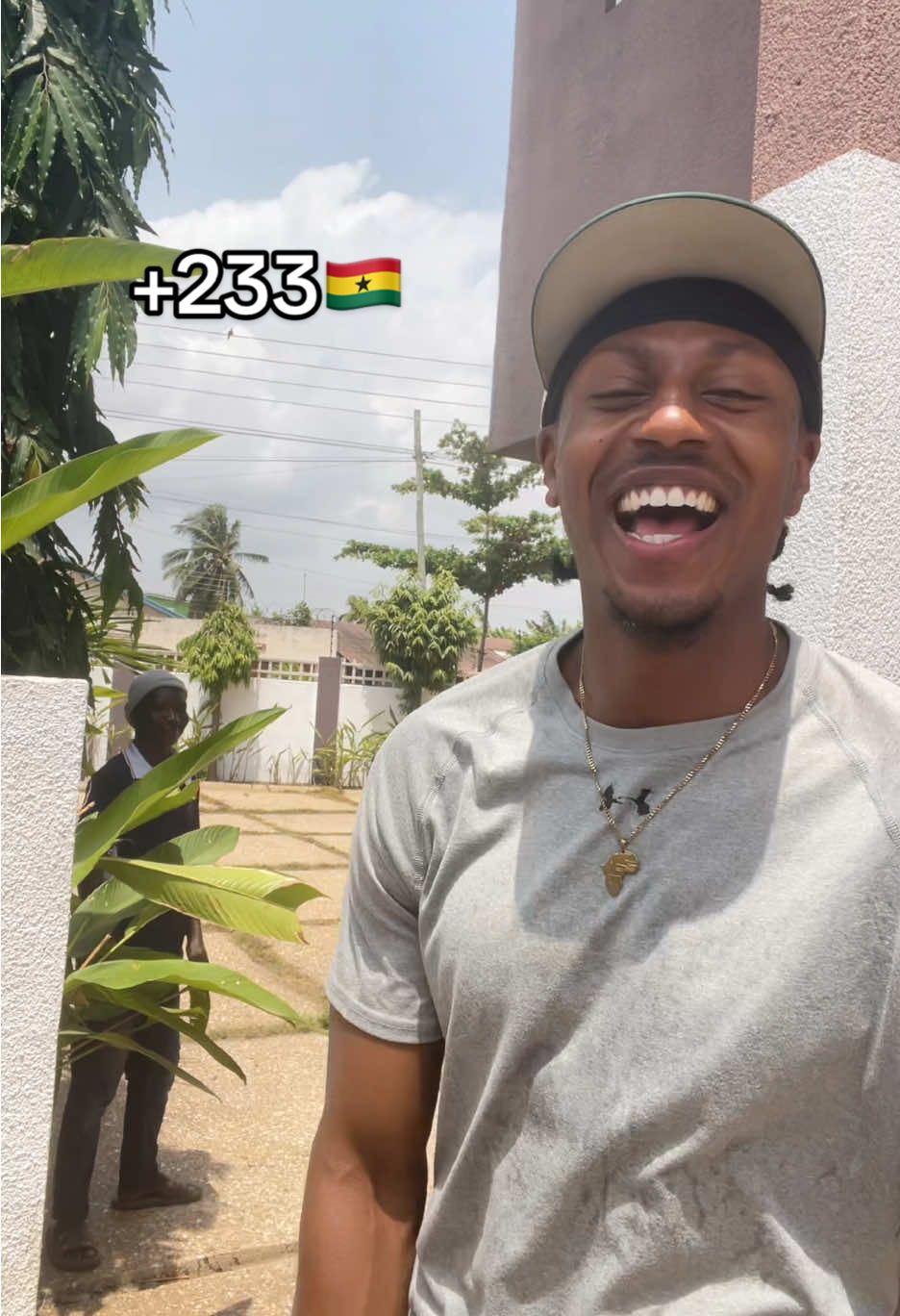 Independence Day loading 🇬🇭🔥. Uncle was too shy to show off his moves but I know it’s there😂 #ghanatiktok🇬🇭 #ghana 